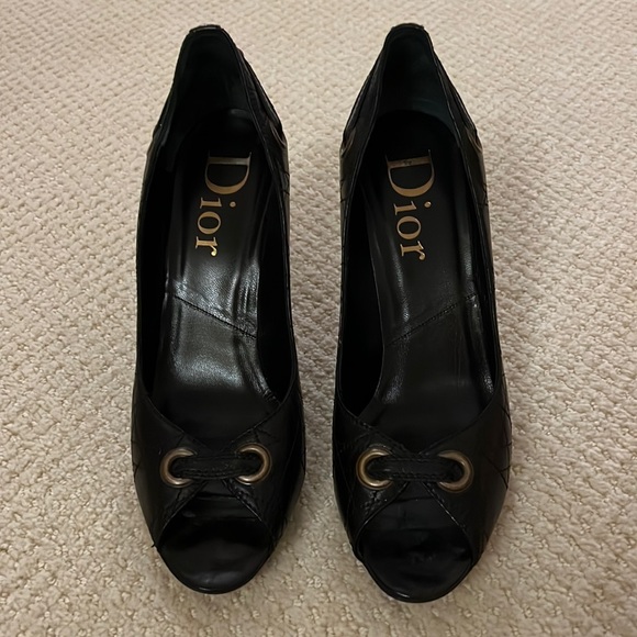 Dior, open toe , leather, bronze details, size 40.Hell 3.5, very good condition - Picture 1 of 6